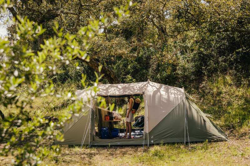 Hoe herstel je een scheur in je tent?