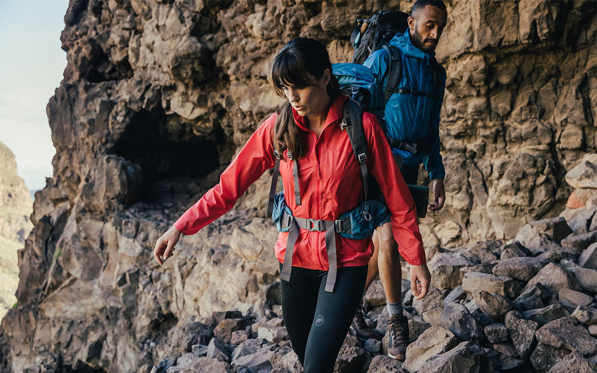 Hoe kan je outdoorkleding milieuvriendelijk wassen en drogen?