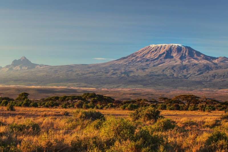 Onze collega Julie beklom de Kilimanjaro